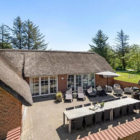 Lovely In With Sauna